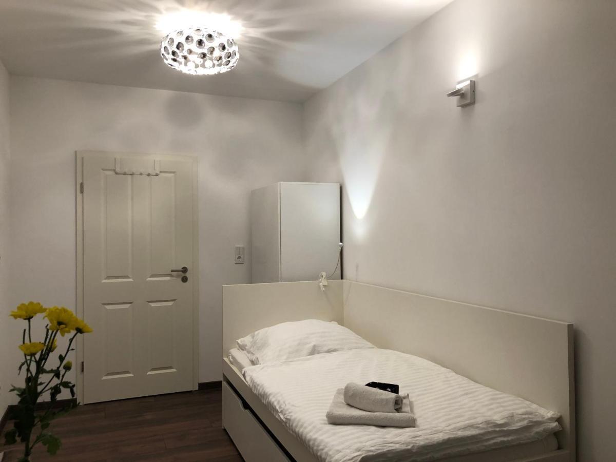 New Private Rooms Fürth Eksteriør bilde